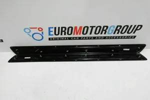 BMW 2 F22 F23 Etuoven kynnyksen suojalista 004356