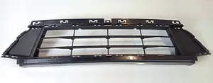 BMW 2 F45 Grille inférieure de pare-chocs avant 022020