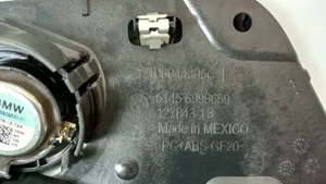 BMW 3 G20 G21 Garsiakalbis panelėje 022564