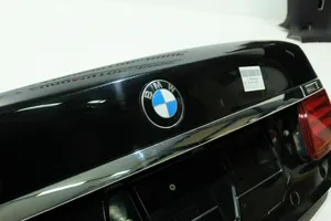 BMW 7 F01 F02 F03 F04 Tylna klapa bagażnika 001101