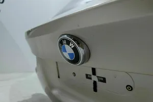 BMW X6 E71 Takaluukun/tavaratilan kansi 001112