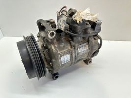 Audi A4 S4 B6 8E 8H Ilmastointilaitteen kompressorin pumppu (A/C) 8E0260805N