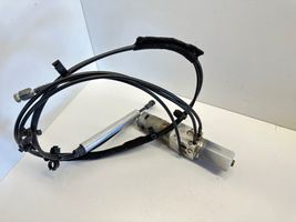 Volvo V70 Tavaratilan luukun hydrauliikkasarja 31218393