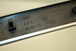 Audi A4 S4 B7 8E 8H Galinė apdailos juosta 8E0867420