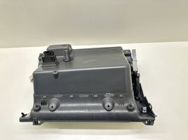 Volkswagen Touran II Glove box set 1T1857101B