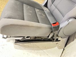 Volkswagen Touran II Fotel przedni pasażera 46304520