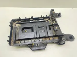 Volkswagen Tiguan Vassoio batteria 1K0915333