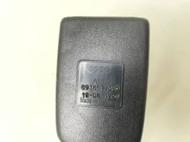 Audi 80 90 S2 B4 Klamra środkowego pasa bezpieczeństwa fotela tylnego 8938577390