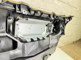 Audi A4 S4 B7 8E 8H Panelė 8e1857041T