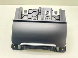 Audi A4 S4 B8 8K Peleninė panelėje 8K0857951