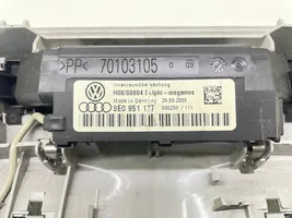 Audi A4 S4 B6 8E 8H Éclairage lumière plafonnier avant 8E0951177
