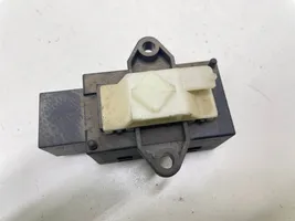 Volkswagen Touareg I Seat heating relay 7L0959772