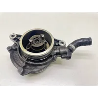 BMW 7 E65 E66 Vacuum pump 