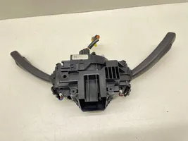 Volvo XC60 Interruptor/palanca de limpiador de luz de giro 31327903