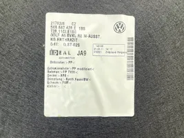 Volkswagen Golf VI Šoninis apdailos skydas 5K6867428E