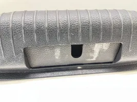 Volkswagen Golf VI Protection de seuil de coffre 1K6863459