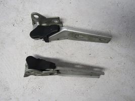 Seat Toledo II (1M) Cerniere del vano motore/cofano 1M0823302B