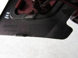 Audi A4 S4 B9 Zaślepka spryskiwacza lampy przedniej 8W0807787