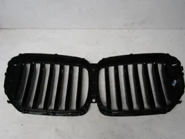 BMW X5 G05 Maskownica / Grill / Atrapa górna chłodnicy 5A67CC4