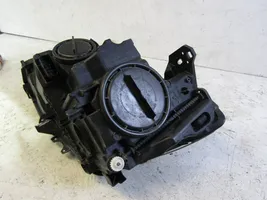 Mercedes-Benz A W176 Lampa przednia A1768203961KZ