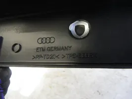 Audi A5 Listwa błotnika przedniego 8W6820582G