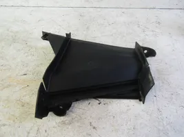 Audi A5 Déflecteur d'air de radiateur de refroidissement 8W6121763A