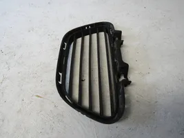 Citroen C5 Aircross Grille inférieure de pare-chocs avant 9827000477