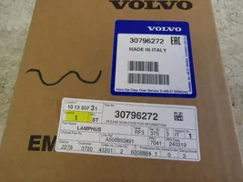 Volvo S60 Feux arrière sur hayon 30796272