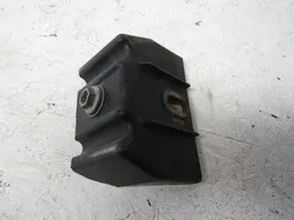 Volkswagen Multivan T5 Support de montage de pare-chocs avant 7E0805731B