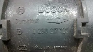 Opel Corsa B Przepływomierz masowy powietrza MAF 0280217123