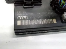 Audi A4 S4 B6 8E 8H Drošinātāju bloks 8D0907279E