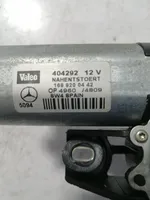 Mercedes-Benz Vaneo W414 Silniczek wycieraczki szyby tylnej 1688200442