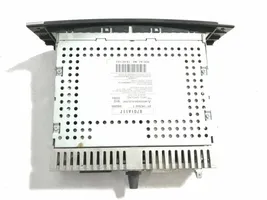 Mitsubishi Grandis Radio/CD/DVD/GPS-pääyksikkö 8701A117