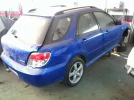 Subaru Impreza II Drzwi tylne 