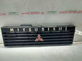 Mitsubishi Montero Atrapa chłodnicy / Grill 