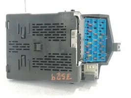 Renault Megane I Module de fusibles 7703297929