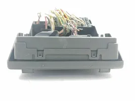 Renault Megane I Module de fusibles 7703297929