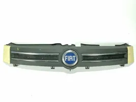 Fiat Panda III Grille de calandre avant 