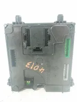 Renault Laguna III Module de fusibles 284B10049R