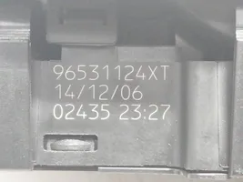 Peugeot 307 Sähkötoimisen ikkunan ohjauskytkin 96531124XT