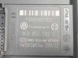 Volkswagen Golf V Alzacristalli elettrico della portiera anteriore 1K0959792C