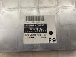 Toyota Corolla Verso AR10 Engine control unit/module 