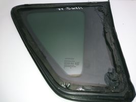 Toyota Corolla Verso AR10 Rear side window/glass 