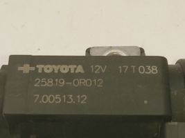 Toyota Corolla Verso AR10 Solenoidinis vožtuvas 