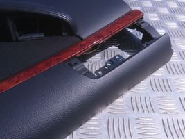 Toyota Avensis T250 Boczki / Poszycie drzwi tylnych 