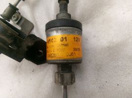 Toyota Avensis T250 Kraftstoffpumpe Dosierpumpe Standheizung Webasto 22454201