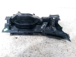 Toyota Auris 150 Tuulilasin lista 5578302050