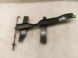 Toyota Corolla Verso AR10 Battery bracket 