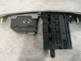 Toyota Avensis T250 Rivestimento del vano portaoggetti del cruscotto 