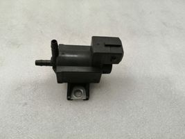 Toyota Avensis T250 Vacuum valve 